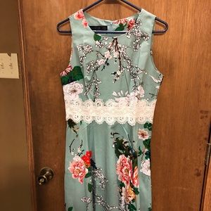 Cute dress. New without tags, on tried on!